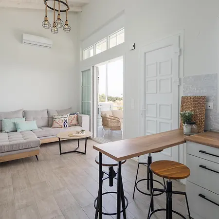 Hut , Potidea #feelslikehome Σπίτι διακοπών *