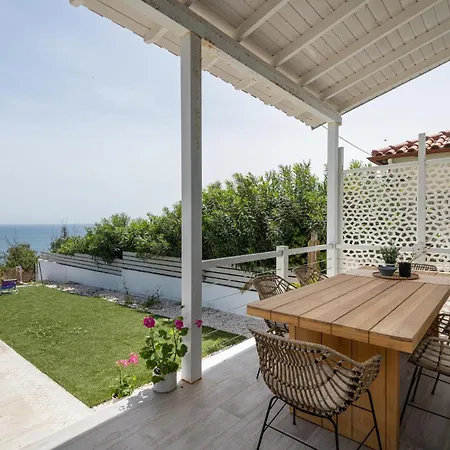 Hut , Potidea #feelslikehome *