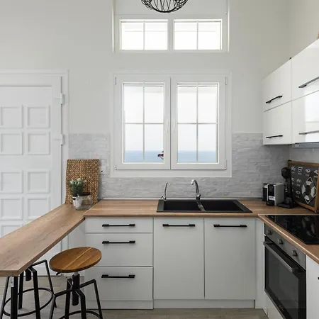 Hut , Potidea #feelslikehome * Νέα Ποτίδαια