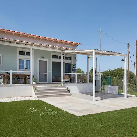 Hut , Potidea #feelslikehome Σπίτι διακοπών *