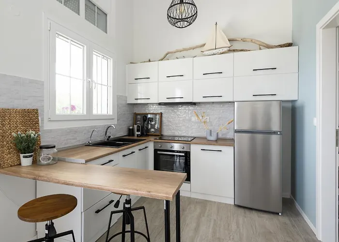 Hut , Potidea #feelslikehome Nea Poteidaia