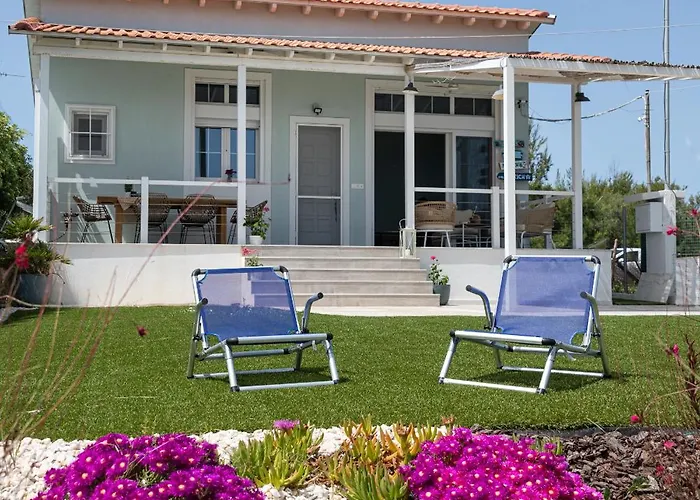 Hut , Potidea #feelslikehome * Nea Poteidaia