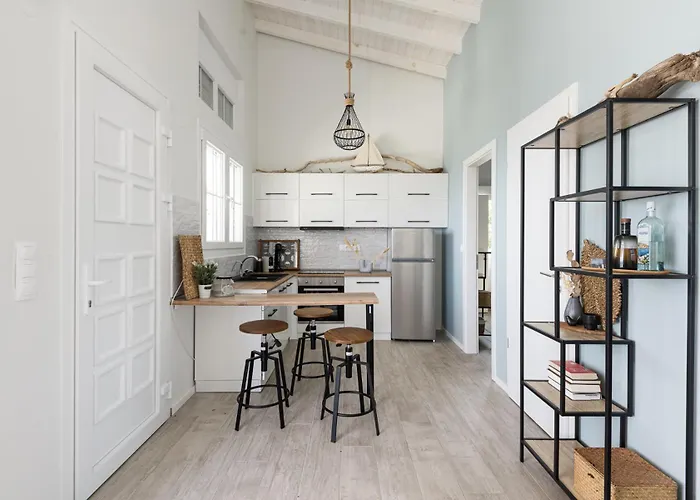 Hut , Potidea #feelslikehome