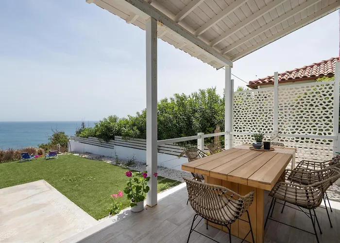 Hut , Potidea #feelslikehome *